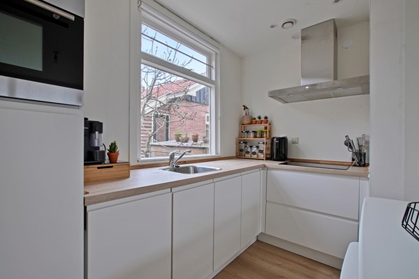 Medium property photo - Vogelkade 2, 1022 XA Amsterdam